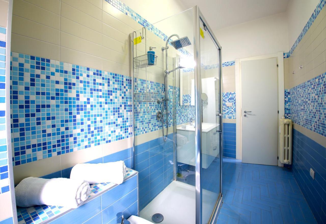 Apartament Hostly - Vittoria House - Near The Center With Private Parking Neapol Zewnętrze zdjęcie