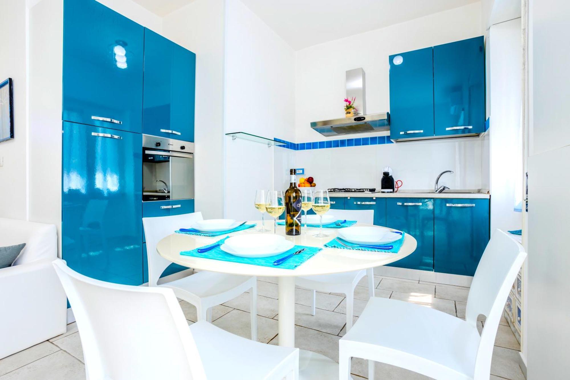 Apartament Hostly - Vittoria House - Near The Center With Private Parking Neapol Zewnętrze zdjęcie